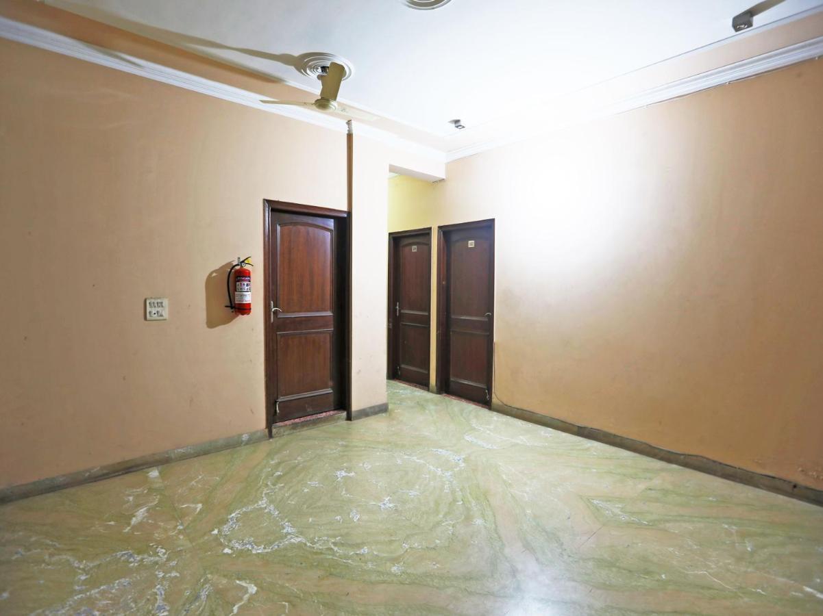 Oyo 70930 The Moon Hotel Asansol Exterior photo